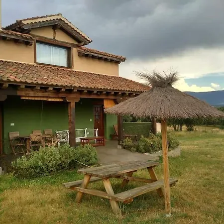 Montechico By Sharingco * Carrascal De La Cuesta